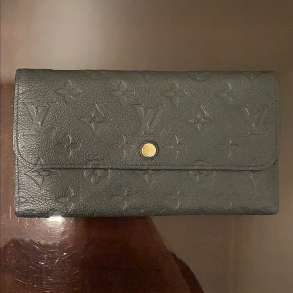 Authentic Louis Vuitton Wallet